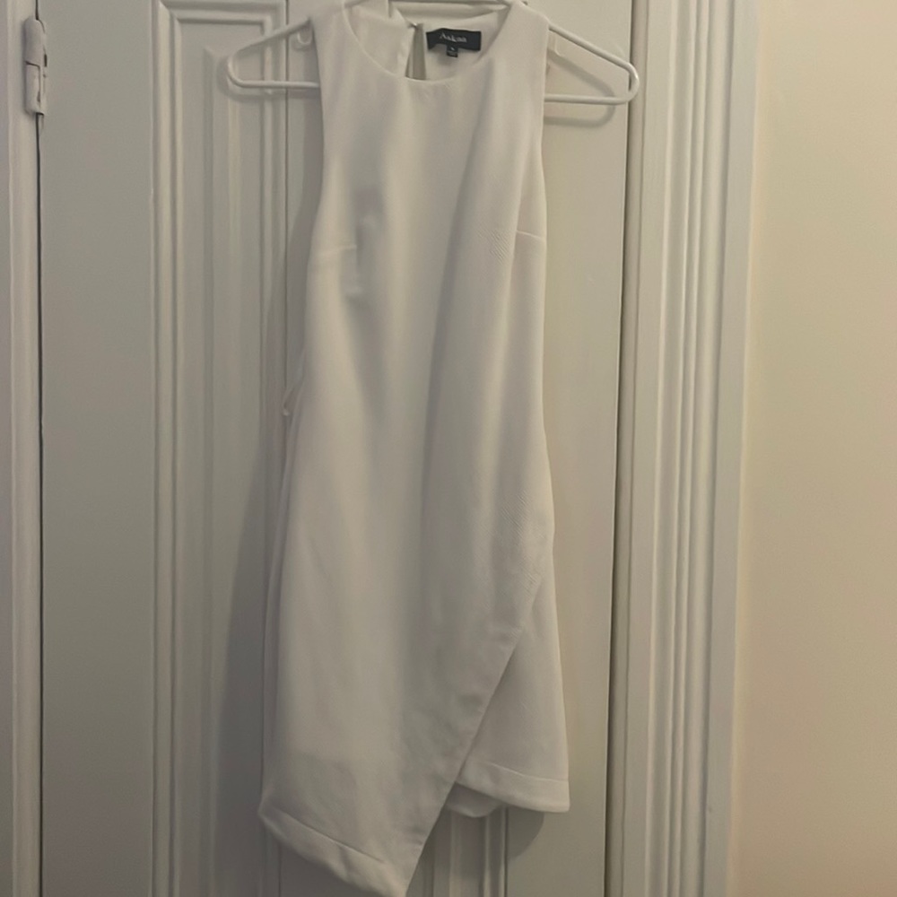 White body con cocktail dress